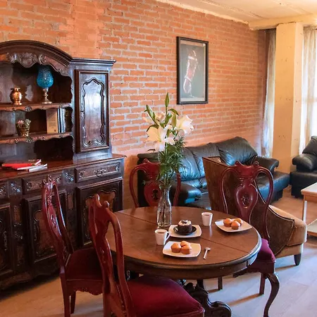 Antique Hotel